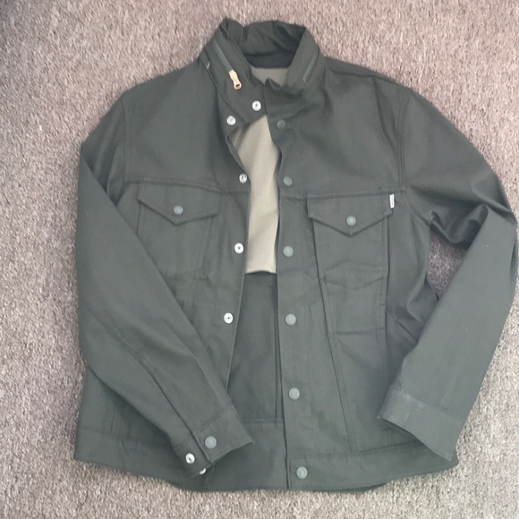 levi's commuter jacket olive